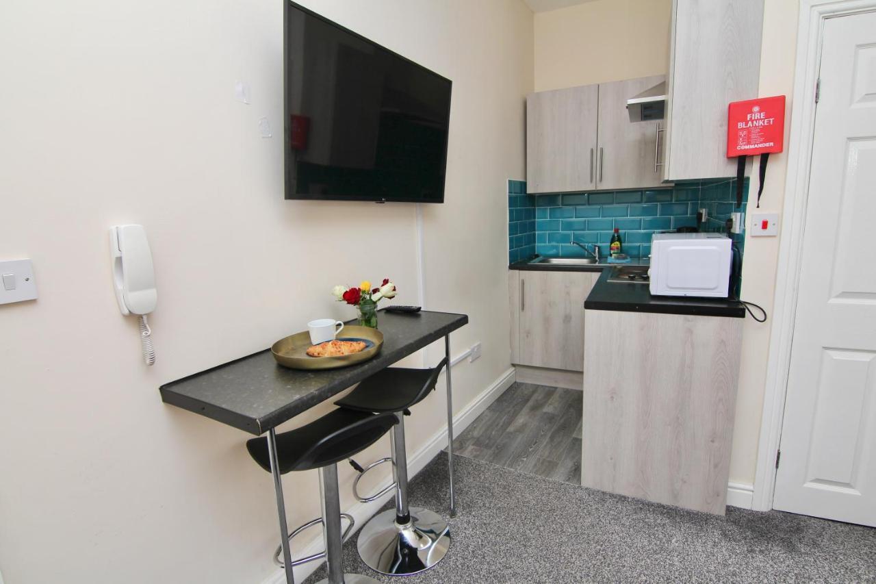 Lovely Twin Bed Studio Near Coventry Shopping Centre Eksteriør billede